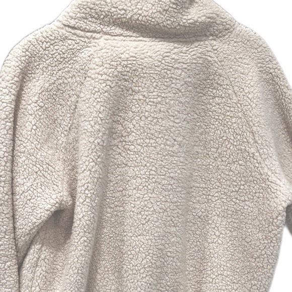 #40 Athleta “Cloud” Sherpa Jacket W/ Full Zip, Pockets & Mock Neck - Picture 6 of 11